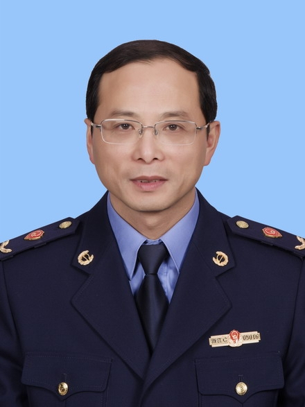 施正福(浙江省溫州市瑞安市市場監管局黨委委員) 施正福(浙江省溫州市瑞安市市場監管局黨委委員)