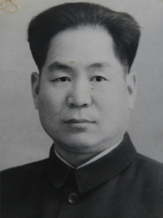 吳智銘(原國家外貿部人事局副局長)