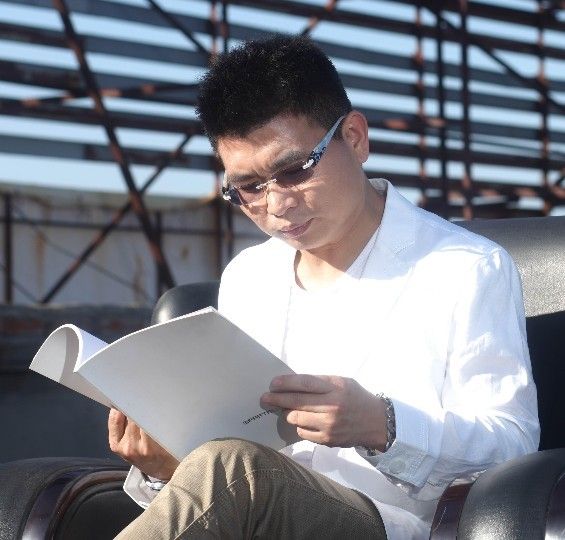 栗敬文 栗敬文