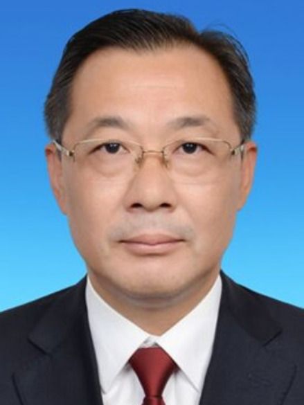 吳立群(湖北省宜都市市場監督管理局黨組成員、副局長、二級主任科員) 吳立群(湖北省宜都市市場監督管理局黨組成員、副局長、二級主任科員)