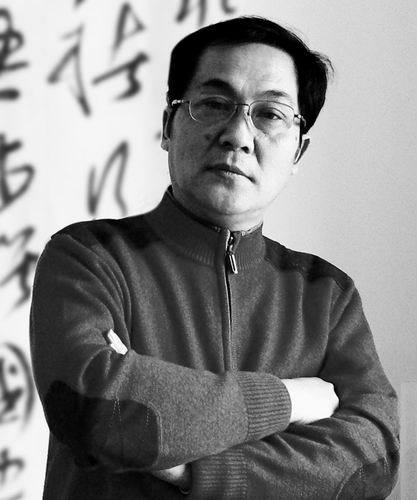 凌卓平 凌卓平