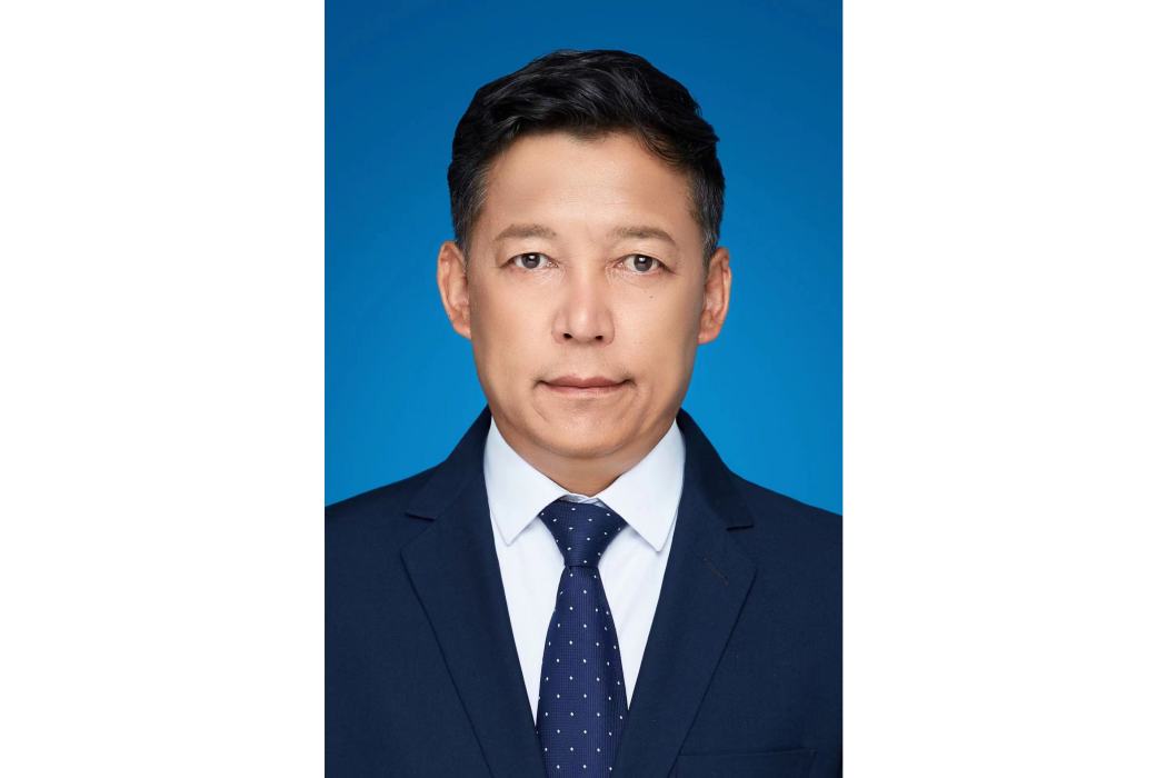 格桑羅布(西藏自治區退役軍人事務廳黨組副書記、廳長) 格桑羅布(西藏自治區退役軍人事務廳黨組副書記、廳長)