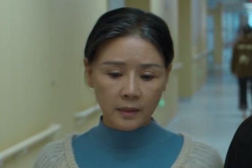 沈晶(網路微短劇《逃離那間房》中的角色) 沈晶(網路微短劇《逃離那間房》中的角色)