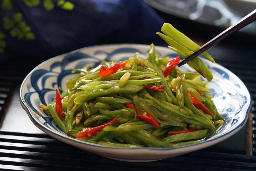 酸辣扁豆 酸辣扁豆