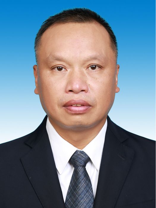 龔江濤(重慶市墊江縣規劃自然資源局黨組成員、副局長) 龔江濤(重慶市墊江縣規劃自然資源局黨組成員、副局長)