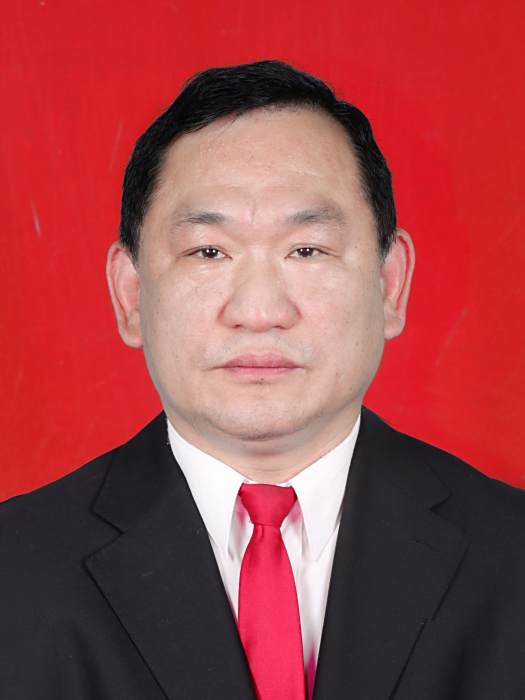 趙永峰(河南省南陽市西峽縣應急管理局應急服務中心副主任) 趙永峰(河南省南陽市西峽縣應急管理局應急服務中心副主任)