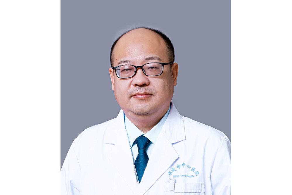 韓永斌(保定市第一中心醫院中醫科主任) 韓永斌(保定市第一中心醫院中醫科主任)