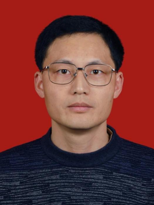 何團結 何團結