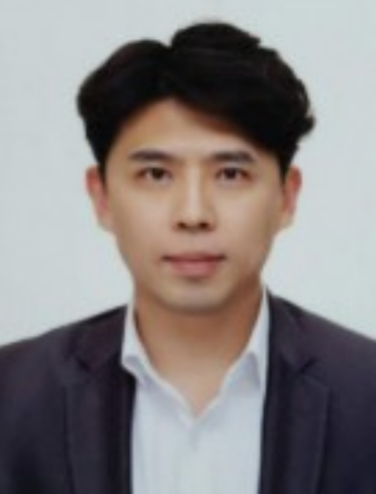 嚴基鉉 嚴基鉉