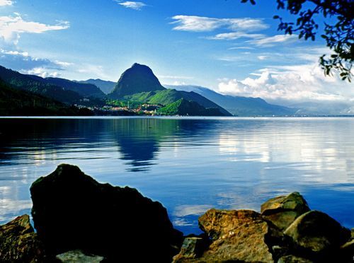 抗浪山 抗浪山