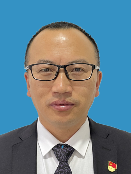 朱林(重慶市酉陽土家族苗族自治縣龔灘鎮黨委委員、人大主席) 朱林(重慶市酉陽土家族苗族自治縣龔灘鎮黨委委員、人大主席)