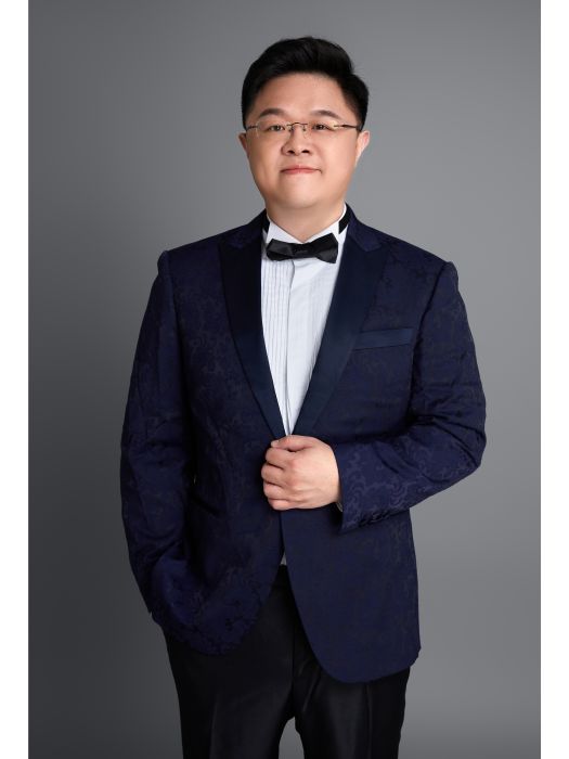 張貴(嘉應學院音樂與舞蹈學院副院長) 張貴(嘉應學院音樂與舞蹈學院副院長)