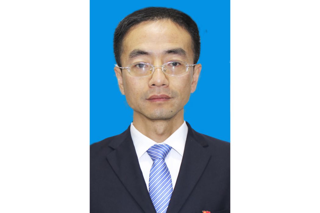 劉洪明(銅仁市國有資本運營有限責任公司董事、總經理) 劉洪明(銅仁市國有資本運營有限責任公司董事、總經理)