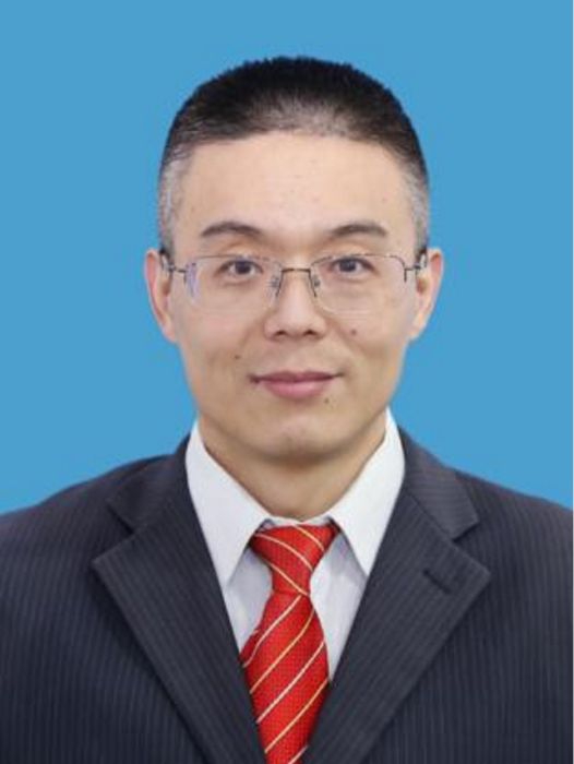 王大慶(山東省泰安市岱嶽區行政審批服務局黨組成員、區代辦服務中心主任) 王大慶(山東省泰安市岱嶽區行政審批服務局黨組成員、區代辦服務中心主任)