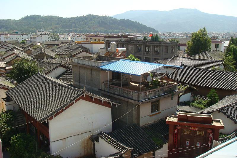 向家巷村 向家巷村