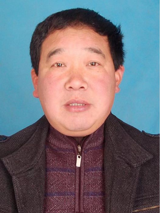 王兵(湖北省十堰市鄖西縣河夾鎮人大主席) 王兵(湖北省十堰市鄖西縣河夾鎮人大主席)