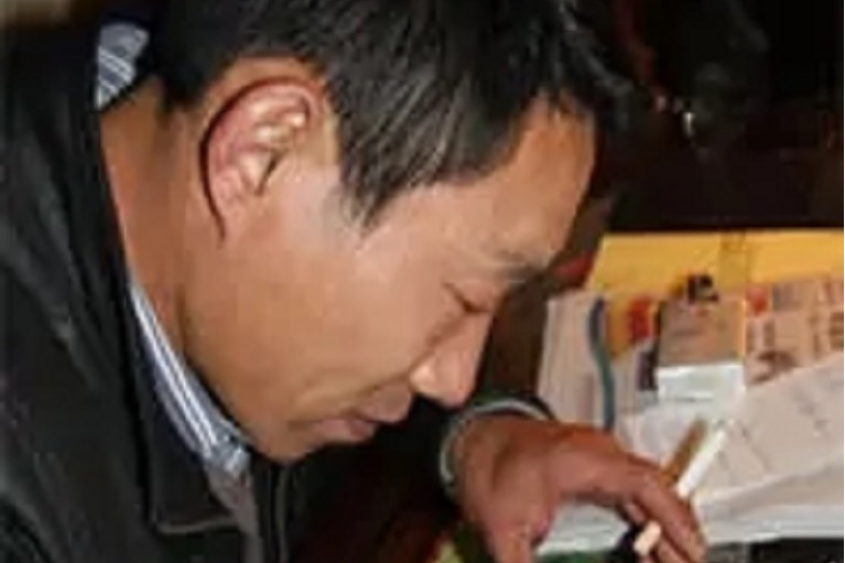 周牧石 周牧石