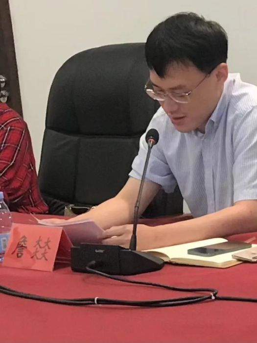 詹燚(泉州市豐澤區行政服務中心管理委員會主任) 詹燚(泉州市豐澤區行政服務中心管理委員會主任)