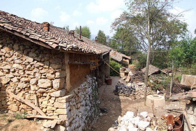 寧家梁子村(雲南曲靖宣威市田壩鎮下轄村) 寧家梁子村(雲南曲靖宣威市田壩鎮下轄村)