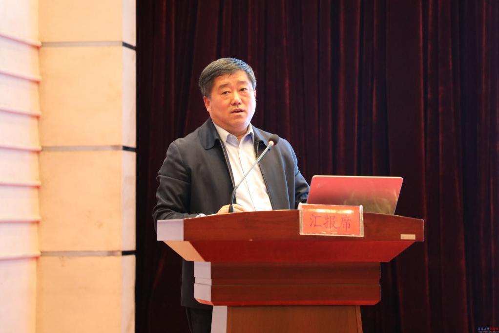 吳世珍(青島大學黨委常委、宣傳部部長兼新聞中心主任、報社社長) 吳世珍(青島大學黨委常委、宣傳部部長兼新聞中心主任、報社社長)