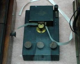 舊式電報機(圖2)