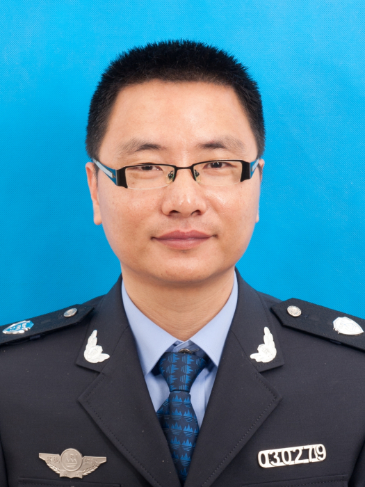 林潔(浙江省溫州市生態環境龍灣分局黨組成員) 林潔(浙江省溫州市生態環境龍灣分局黨組成員)