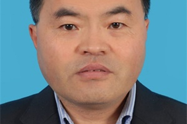劉鳳義(蘭坪白族普米族自治縣副縣長) 劉鳳義(蘭坪白族普米族自治縣副縣長)