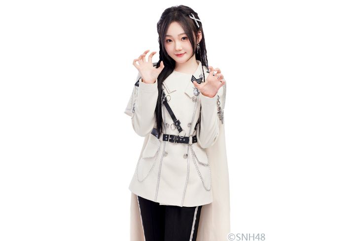 李芊(SNH48成員) 李芊(SNH48成員)