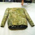 金蟬玉衣