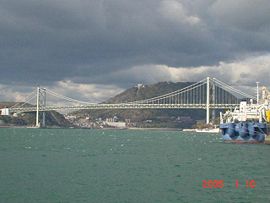 橫跨關門海峽的關門橋為一座高速公路專用橋