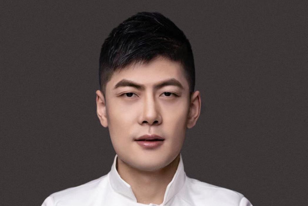 王宏偉(瑰麗詩醫療美容門診部診部執業醫師) 王宏偉(瑰麗詩醫療美容門診部診部執業醫師)