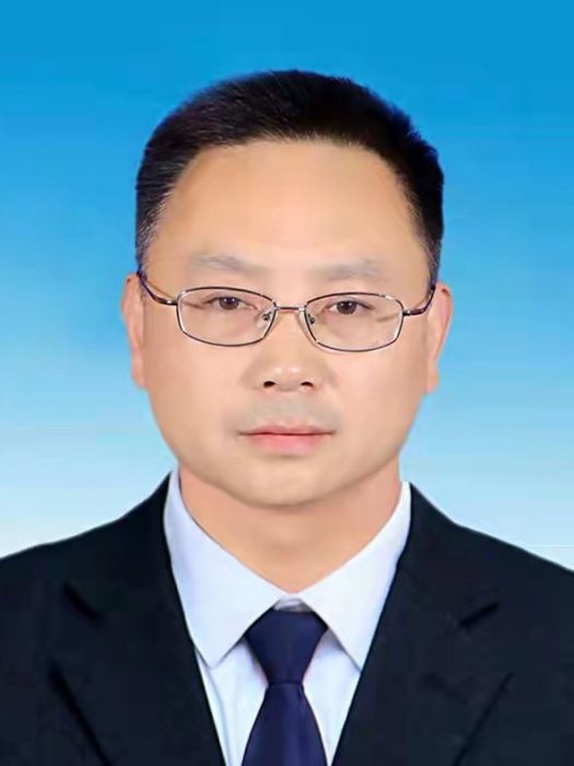 謝深洪(湖南省湘西土家族苗族自治州永順縣人民政府副縣長) 謝深洪(湖南省湘西土家族苗族自治州永順縣人民政府副縣長)