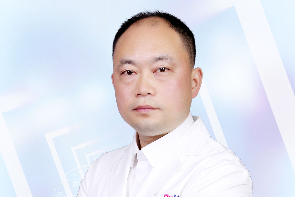 李朝海(成都銅雀台醫學美容醫院執業醫師) 李朝海(成都銅雀台醫學美容醫院執業醫師)
