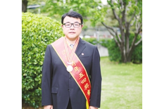 劉博(漯河市第二實驗國小語文教師兼班主任)