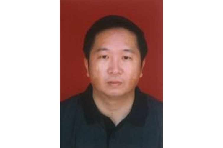 章育良 章育良
