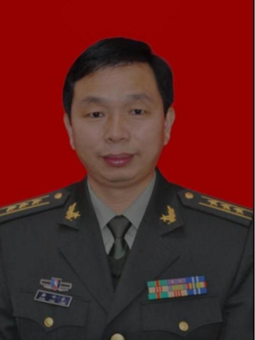 周興良(鯉城區武裝部部長) 周興良(鯉城區武裝部部長)
