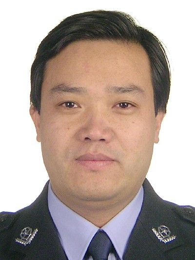 劉長江(山東省濟南市公安局萊蕪區分局副處級領導幹部、三級高級警長) 劉長江(山東省濟南市公安局萊蕪區分局副處級領導幹部、三級高級警長)