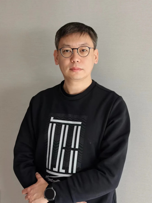 王喬(新麗傳媒副總裁) 王喬(新麗傳媒副總裁)