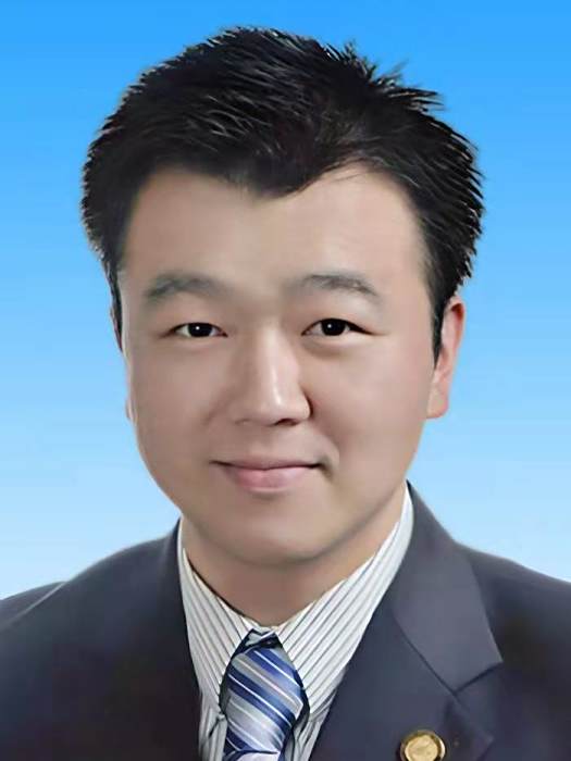 劉亮(武漢市商務局副局長、黨組成員) 劉亮(武漢市商務局副局長、黨組成員)