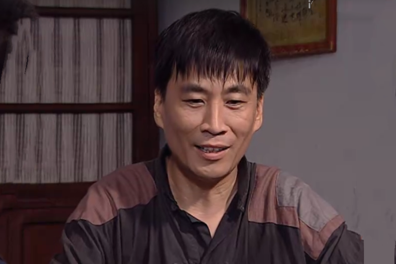 張新(刑偵劇《霧都獵狐》中的角色) 張新(刑偵劇《霧都獵狐》中的角色)