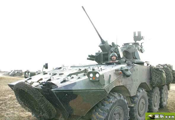 VBMFreccia8×8裝甲車