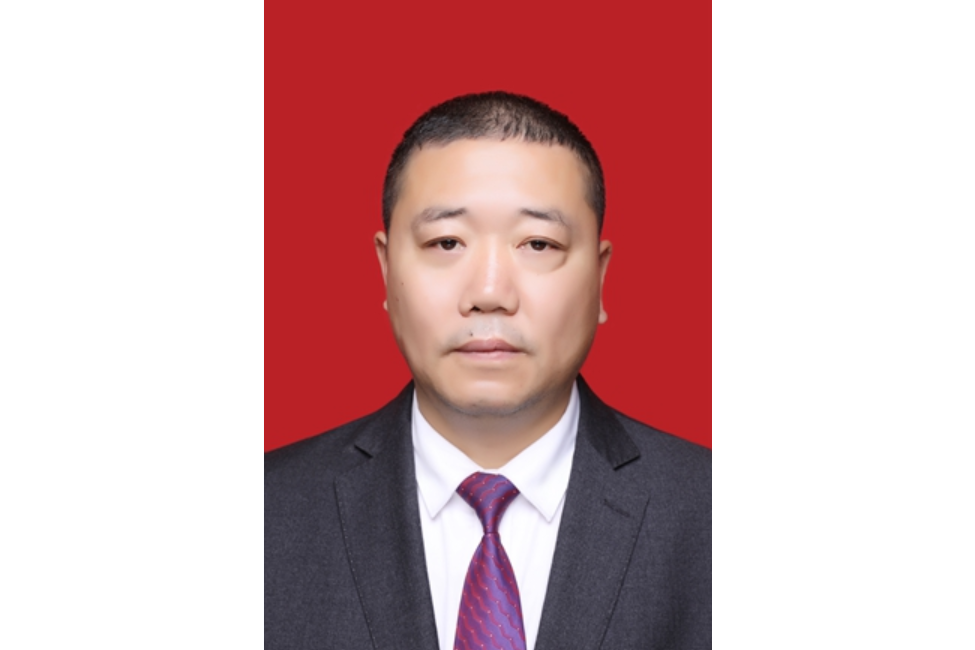 陳昌海(貴州省畢節市織金縣政府副縣長、三級調研員) 陳昌海(貴州省畢節市織金縣政府副縣長、三級調研員)