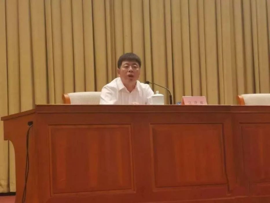 劉志偉(山東省威海經濟技術開發區橋頭鎮原黨委書記) 劉志偉(山東省威海經濟技術開發區橋頭鎮原黨委書記)