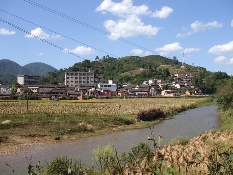 習謙村 習謙村