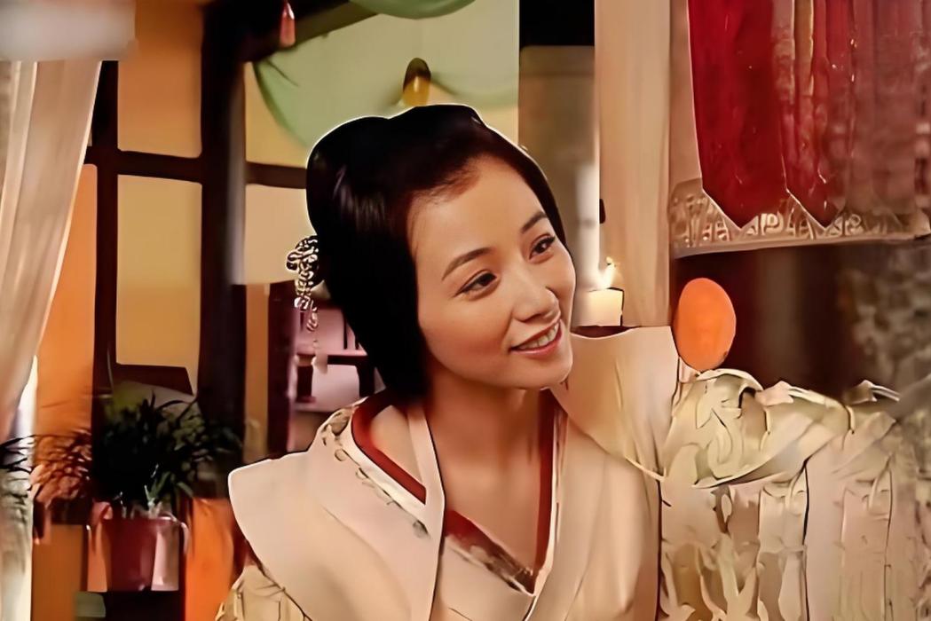 佩蓉(電視劇《畫皮》中的女主角,由陳怡蓉飾演。) 佩蓉(電視劇《畫皮》中的女主角,由陳怡蓉飾演。)
