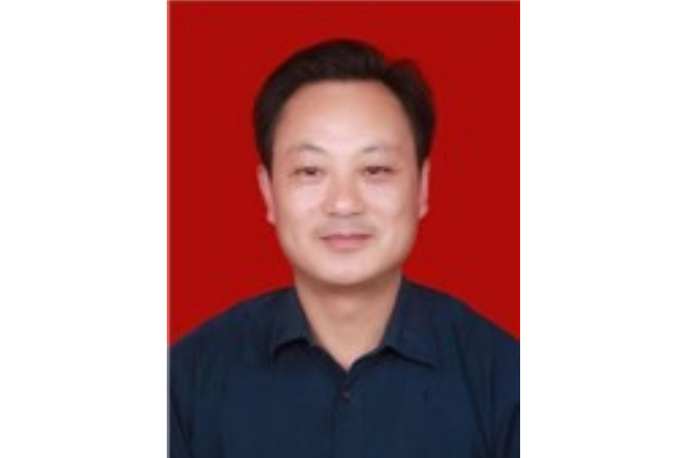 李景義(安徽省亳州市藥業發展促進局黨組成員、副局長) 李景義(安徽省亳州市藥業發展促進局黨組成員、副局長)