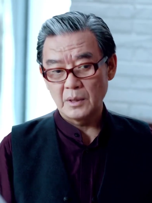 宋誠(電視劇《流光之下》中的角色) 宋誠(電視劇《流光之下》中的角色)