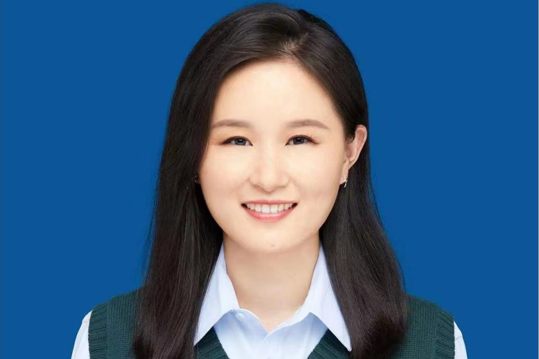 祁怡馨 祁怡馨