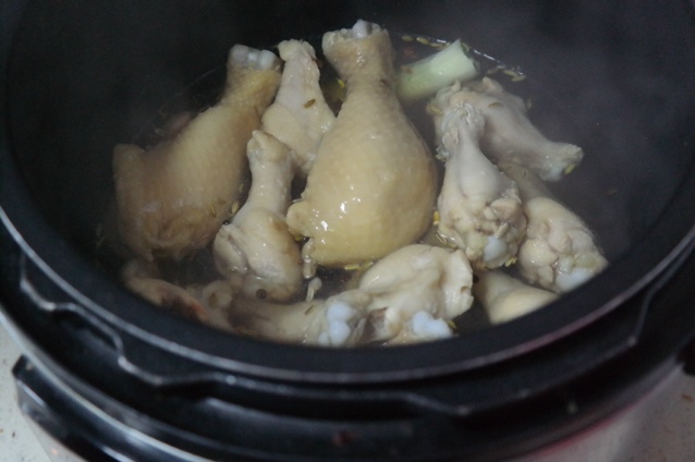 電飯鍋版燉雞腿