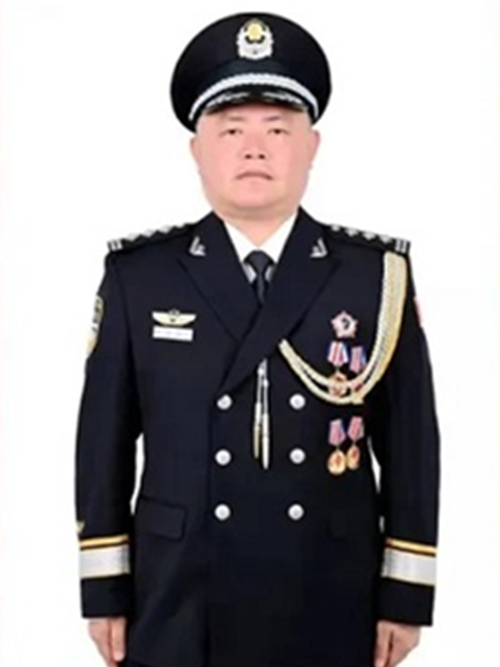 吳育文(海口市公安局刑警支隊副支隊長)